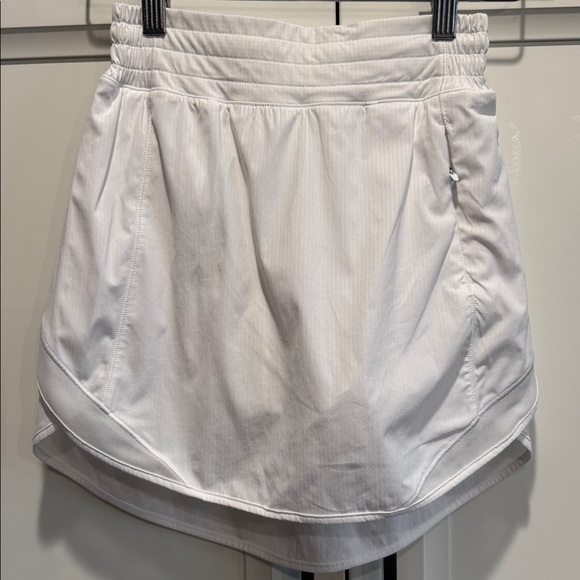 Lululemon Hotty Hot HR Skirt - Picture 4 of 9